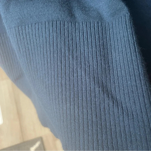 Soft Surroundings Blue Turtleneck Size Small Long Sleeve Bluish Gray - Picture 7 of 7